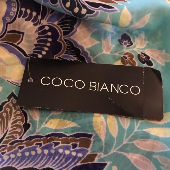 Woman’s top - Picture 4 of 5